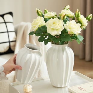 矮胖型陶瓷花瓶白色简约现代家居客厅餐桌电视柜，干花插花摆件复古