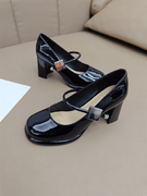 日系小皮鞋气质玛丽珍女鞋，2024法式漆皮，高跟鞋粗跟复古一字带