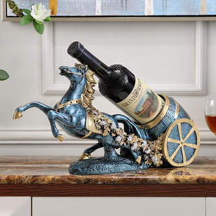 欧式创意复古葡萄红酒架摆件，马车家用酒杯，瓶摆设新房y客厅装