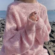 kc。majegyllen粉色马海毛毛，衣女慵懒甜美镂空套头宽松针织衫上