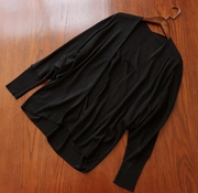 日本小贵牌AU家纯黑色宽松敞开式设计蝙蝠衫设计春秋季针织开衫