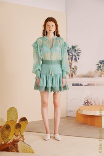 国现-lamitie设计师2019薄荷，绿透视荷叶，坠饰圆领衬衫绿色半裙