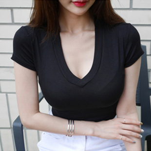 韩国夏低胸(夏低胸)v领显胸大性感修身显瘦t恤短袖紧身弹力低领气质上衣女