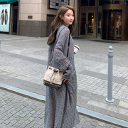 韩版灰色针织镂空开衫外套女2024秋设计感今年流行中长款大衣