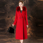 2023秋季狐狸毛领羊绒大衣女，修身气质红色，羊毛呢外套女中长款