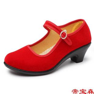 老北京布鞋女坡跟红色广场，舞鞋拉带礼仪，民族风大红布跳舞鞋中老年