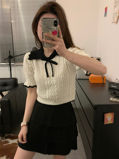 viiwen少女感精zhi翻领，短款钩花撞色减龄气质，白色小香风针织短袖