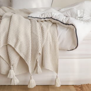 北欧ins风纯色空调毯披肩盖毯床尾巾民宿床搭装饰毯针织沙发毯子