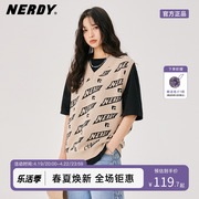 nerdy2022春夏斜面logo针织背心，v领无袖宽松短款马甲外套女潮