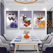 现代简约餐厅装饰画三联饭厅背景墙面挂画轻奢风创意酒杯花卉壁画