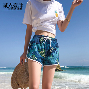 沙滩裤女夏季薄款泰国海边度假游泳热裤外穿速干印花跑步运动短裤