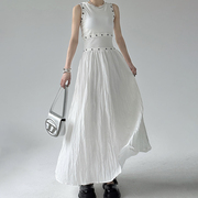 白色背心裙无袖气质连衣裙女2024夏季设计感长裙收腰显瘦裙子