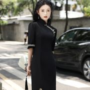 复古新中式高级感改良旗袍黑色针织连衣裙秋季中袖裙子女装