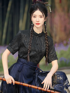新中式宋制马面裙搭配黑色，古装上衣夏2024高级感暗纹提花中袖衬衫