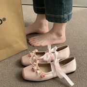 粉色浅口方头平底单鞋女2024春秋，芭蕾舞鞋小香风，法式玛丽珍鞋