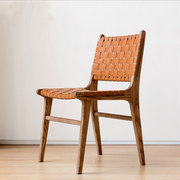北欧现代简约创意实木真皮餐椅子，马鞍餐椅休闲白蜡木凳子靠背椅子