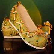 金枝玉叶中式秀禾婚鞋手工汉服内增高珍珠绿色翘头鞋