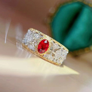 宝创集18K金0.78克拉天然鸽血红宝石戒指镶嵌钻石蕾丝宫廷风