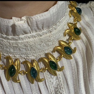 法式时髦复古绿色宝石短款项链欧美时尚中古宫廷风夸张贵气锁骨链
