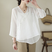 中式复古斜襟盘扣刺绣白色衬衫，女夏季薄款宽松显瘦下摆不规则上衣