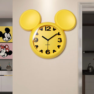 米奇可爱夜光挂钟儿童房客厅家用2022网红卡通挂墙静音时钟表