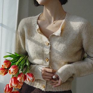 Ching's 复古金色纽结扣高腰针织开衫 显瘦圈圈纱羊毛外套女冬