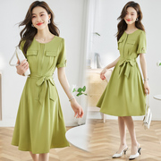 夏季夏装裙子气质衣服夏天中年，妇女长款25至30到40岁35绿色连衣裙