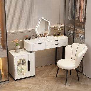 法式简约奶油风梳妆台卧室，小户型小型实木，化妆桌高级感收纳柜一体