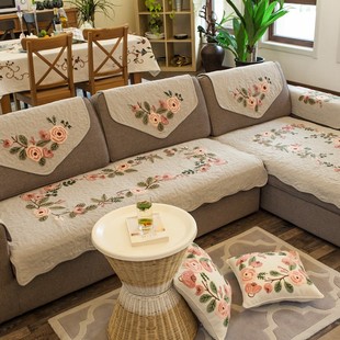 四季通用布艺沙发垫美式绣花沙发套组合沙发罩巾田园刺绣防滑坐垫