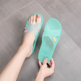2024水晶拖鞋女夏室内浴室耐磨防臭防滑果冻透明塑料凉鞋女
