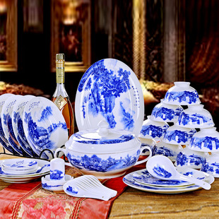 景德镇陶瓷器青花瓷釉中彩，骨瓷56头碗盘餐具，套装工笔云雾山水