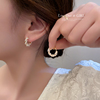 高级轻奢气质圆圈珍珠耳环2024年潮耳圈女耳扣小众设计感耳饰