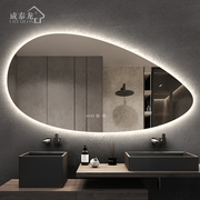 卫生间创意智能镜壁挂不规则，led浴室镜带灯梳妆台化妆镜子装饰镜