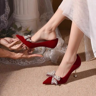 婚鞋女秀禾服婚纱两穿2022秋冬季新娘鞋红色水晶高跟不累脚