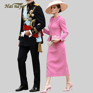 高端时尚套装春秋气质圆领长袖粉色遮肚修身上衣包臀裙两件套