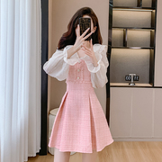 水蜜桃粉色小香流苏连衣裙，甜美法式复古娃娃裙小个子冬季长袖短裙