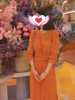 2024年秋季法式气质女神范奢华(范奢华)时尚，高级感端庄大气橘色连衣裙