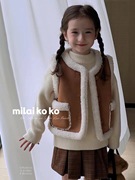 米莱品牌2023秋冬棕色马甲中大童长袖圆领针织毛衣+格子短裙
