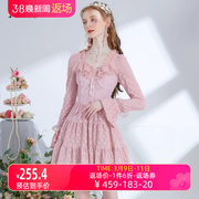艾丽丝2024春季粉色蕾丝花边小方领连衣裙甜美长袖短款蛋糕裙