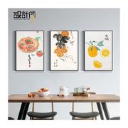 新中式餐厅装饰画吃饭厅餐桌背景，画墙上挂画厨房单幅竖版水果壁画