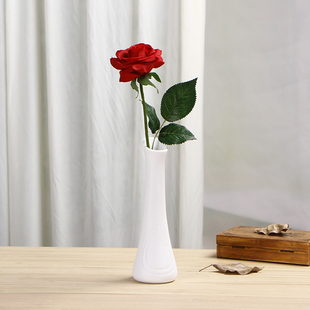 西餐厅文艺陶瓷小花瓶创意，酒店摆件玫瑰，艺术小花插北欧ins插花器