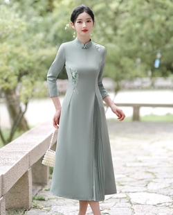 奥黛旗袍连衣裙2023年妈妈中国风，秋款改良七分袖日常可穿中袖
