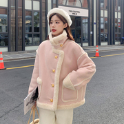 粉色羊羔绒外套女短款冬季皮毛一体2022小个子韩系加厚棉衣潮