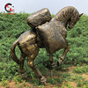 驮马货物仿铜摆件马帮茶马古道古代商队模型户外园林玻璃钢雕塑