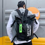 街头潮流双肩包男士(包男士，)韩版大学生书包运动休闲个性卷口防水背包