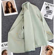 淡绿色西装外套女2022年秋季单排扣韩版炸街，设计感小众西服女