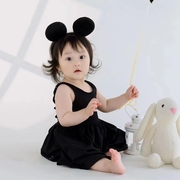 儿童摄影服装米奇简约黑色背心裙肖像照周岁女孩兔子气球影楼写真
