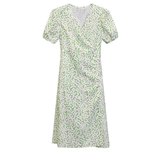 一片式连衣裙夏季裹裙系带，碎花法式复古绿色茶歇裹身裙子沙滩