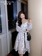 韩语琳2021年秋季黑白色，气质方领时尚气质长袖印花连衣裙女装