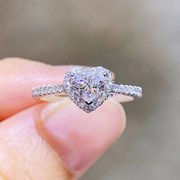 心形钻戒女裸钻GIA一克拉50分18K金豪华群镶订婚求婚钻石戒指